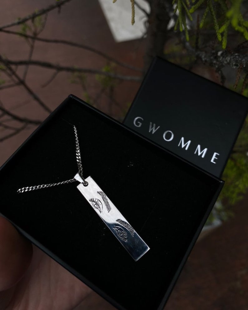Eye Necklace
