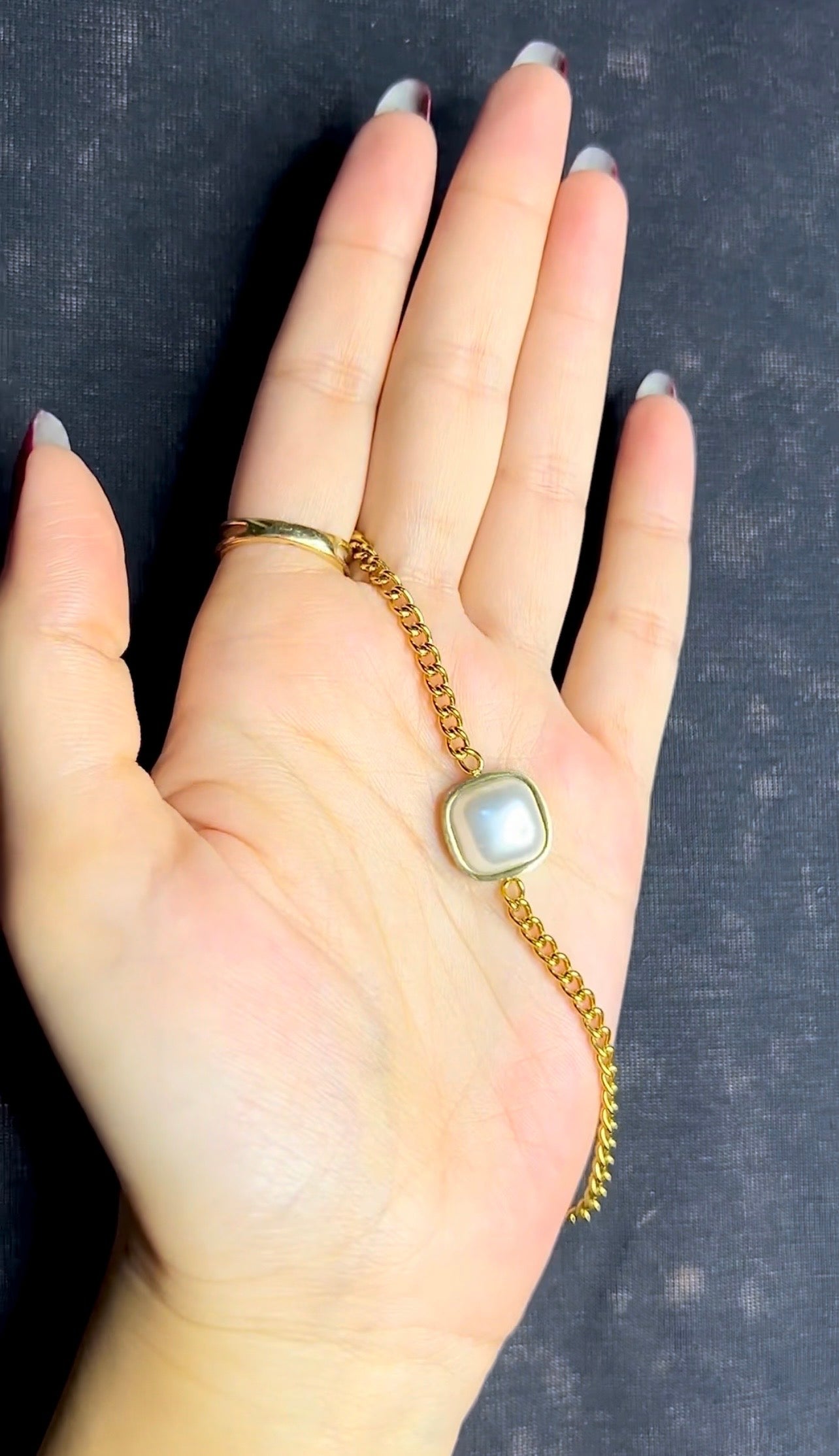 Elegant Gold & Pearl Bracelet
