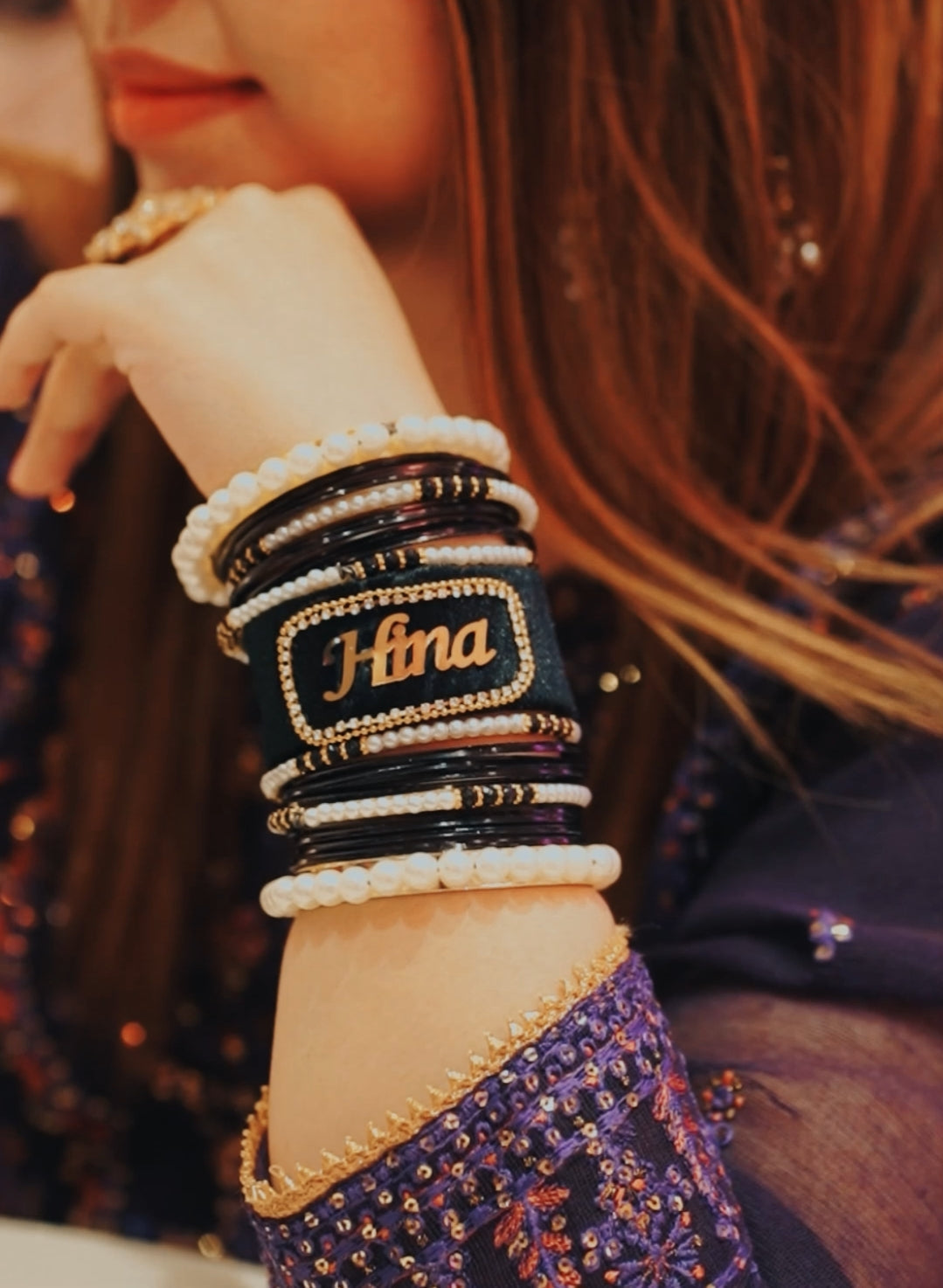 Customize bangles with elegant color