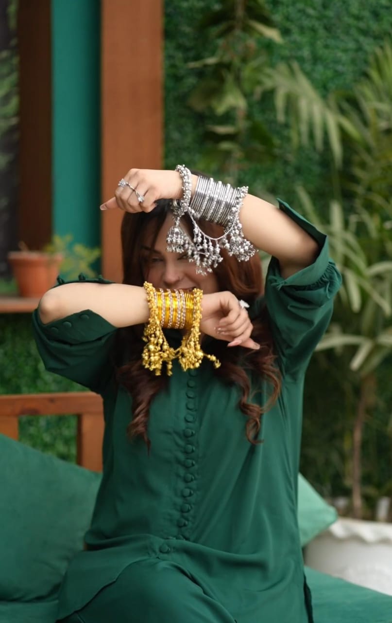 Royal Pearl Bangle Set with Jhumka Hangings